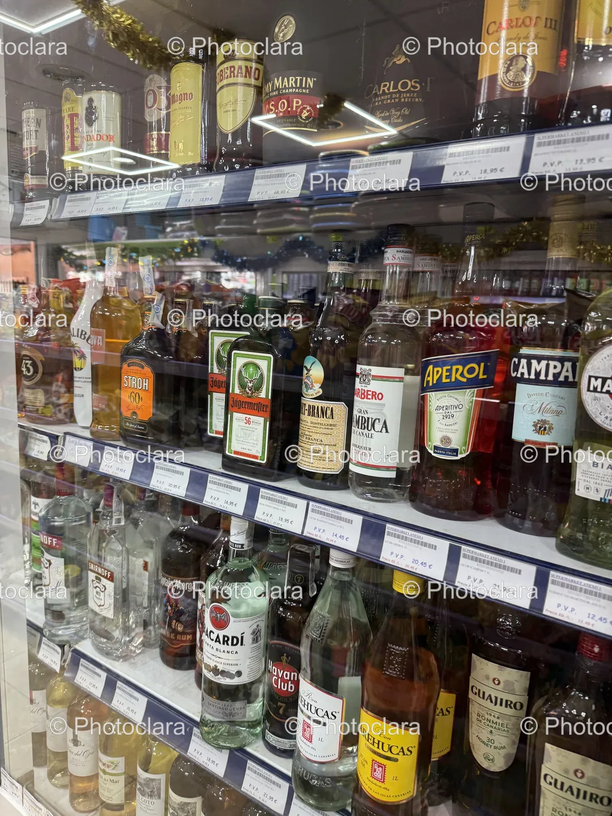 Liquor-Store-Shelf-Arrangement.jpg