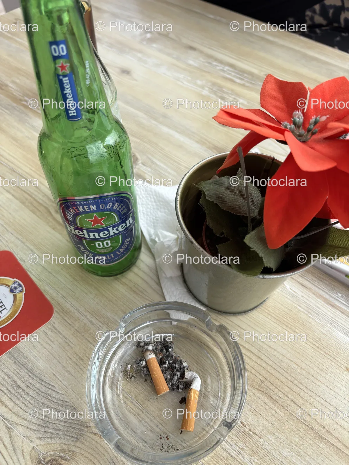beer-bottle-cigarette-ashtray.jpg