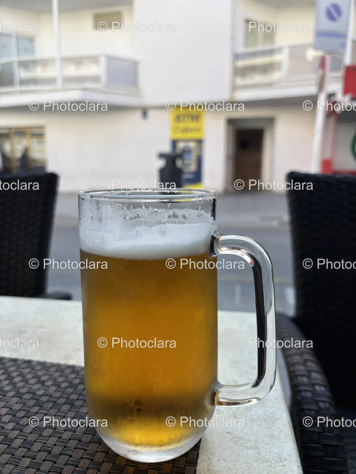 Glass-of-Wheat-Beer-on-Table.jpg