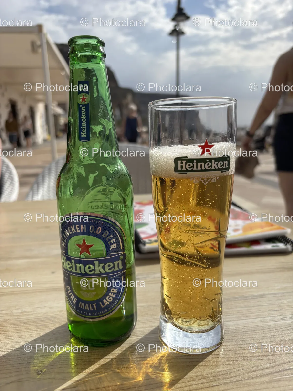 Heineken-Beer-Bottle.jpg