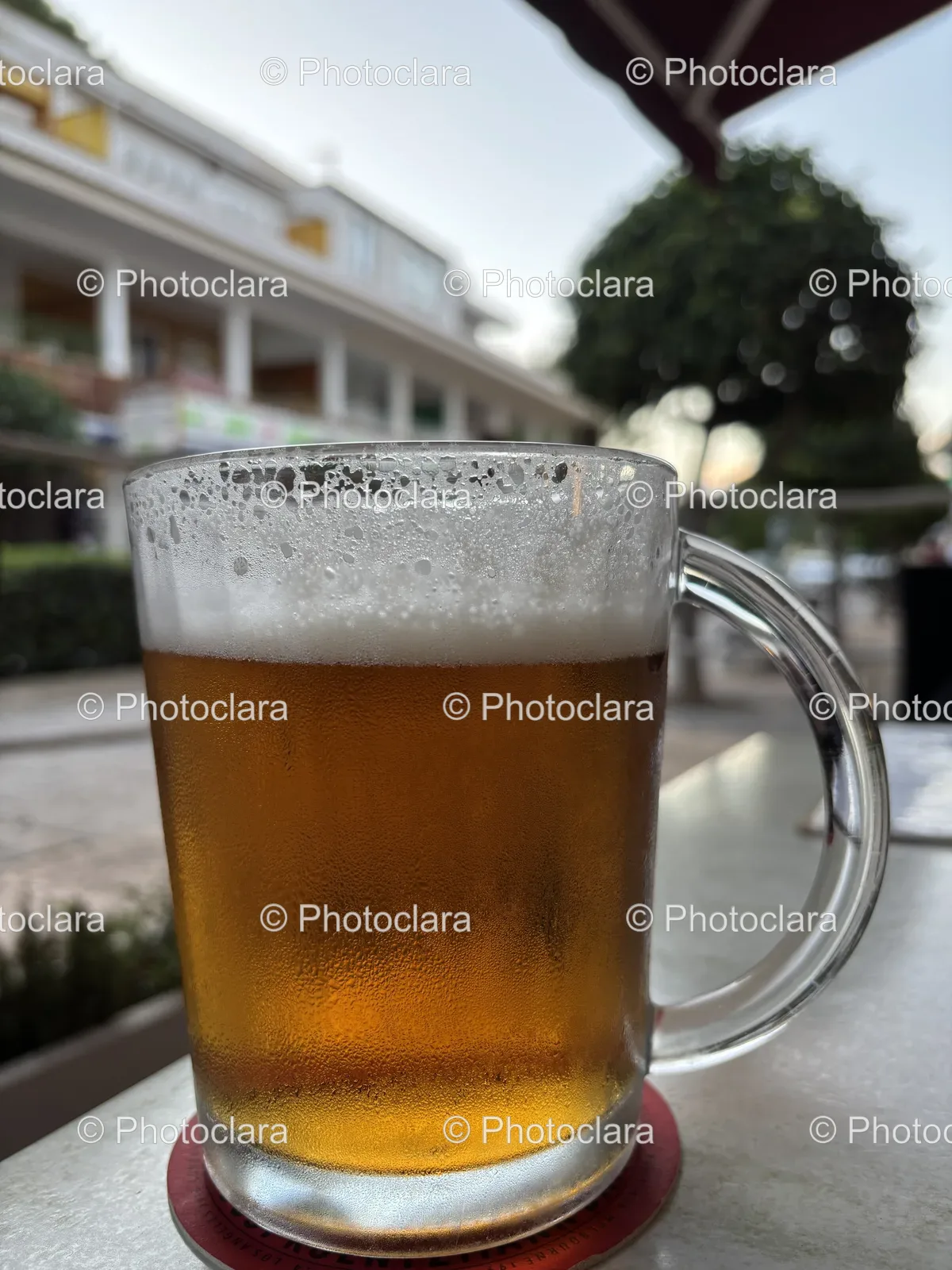 Refreshing-Glass-of-Wheat-Beer.jpg