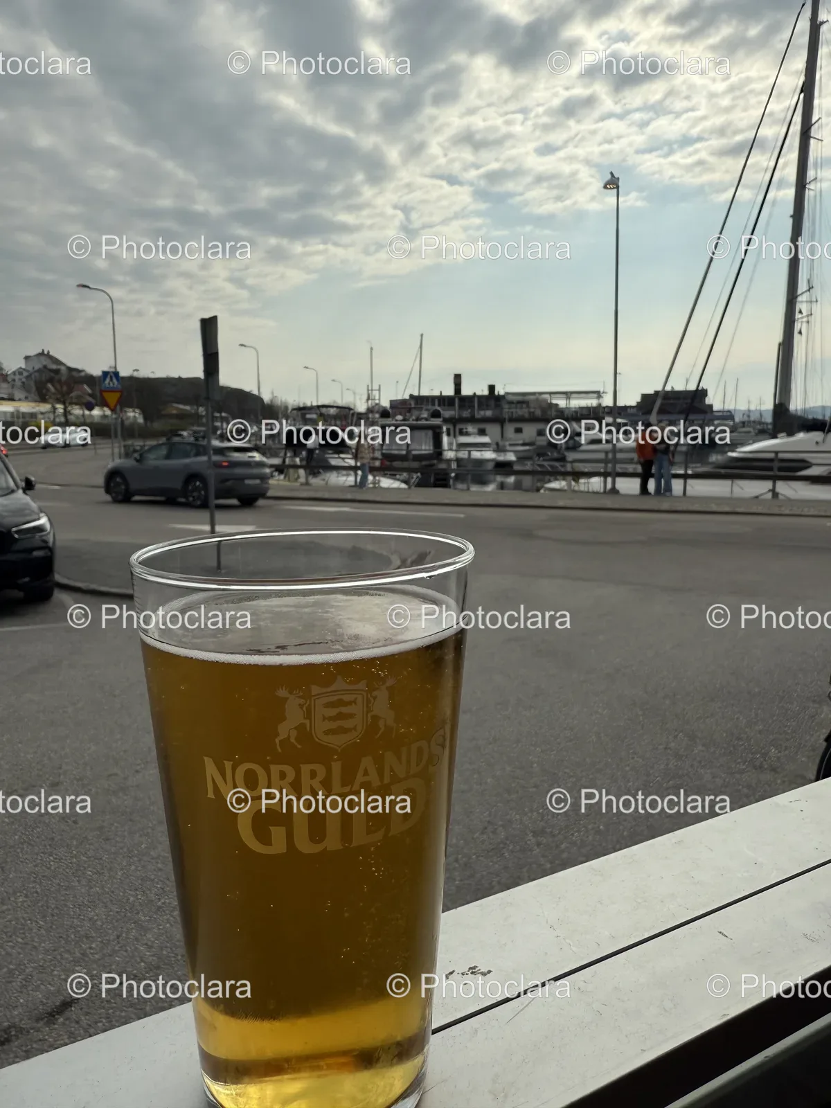 refreshing-pint-of-norrlands-guld-beer.jpg