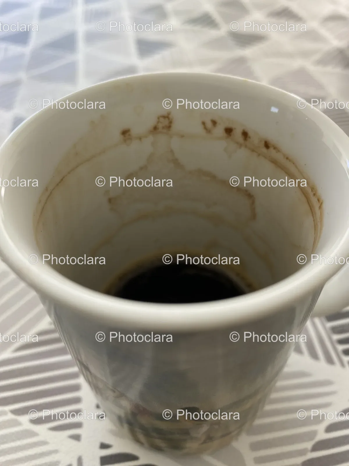 Elegant-Coffee-Cup-with-Stain.jpg
