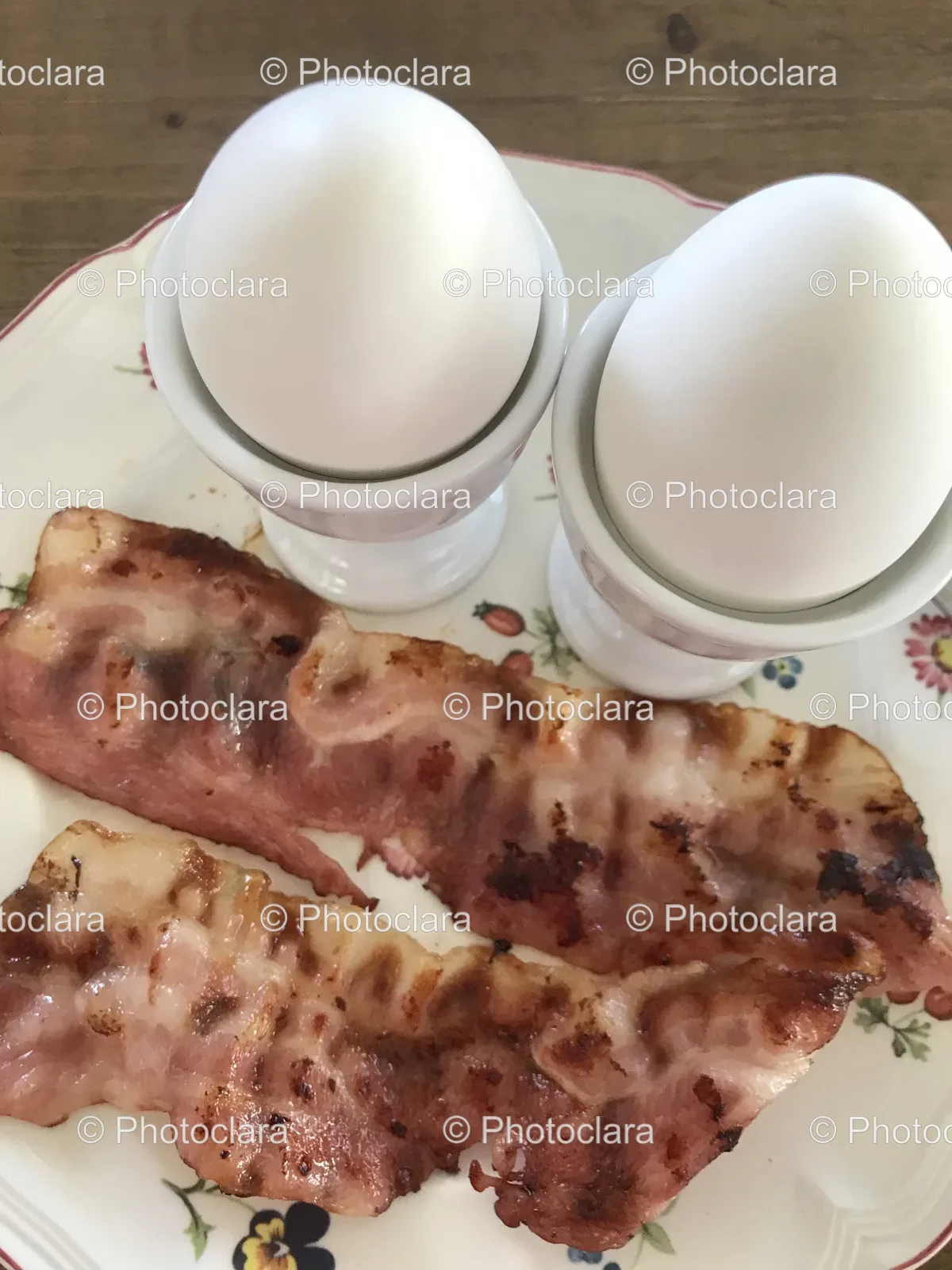 classic-breakfast-plate-eggs-bacon.jpg