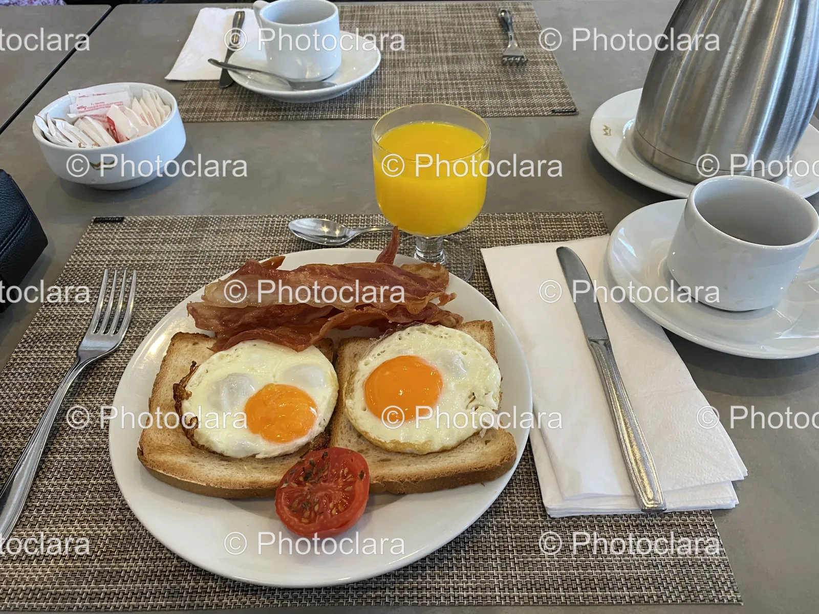 Classic-Breakfast-Plate-with-Eggs-and-Bacon.jpg