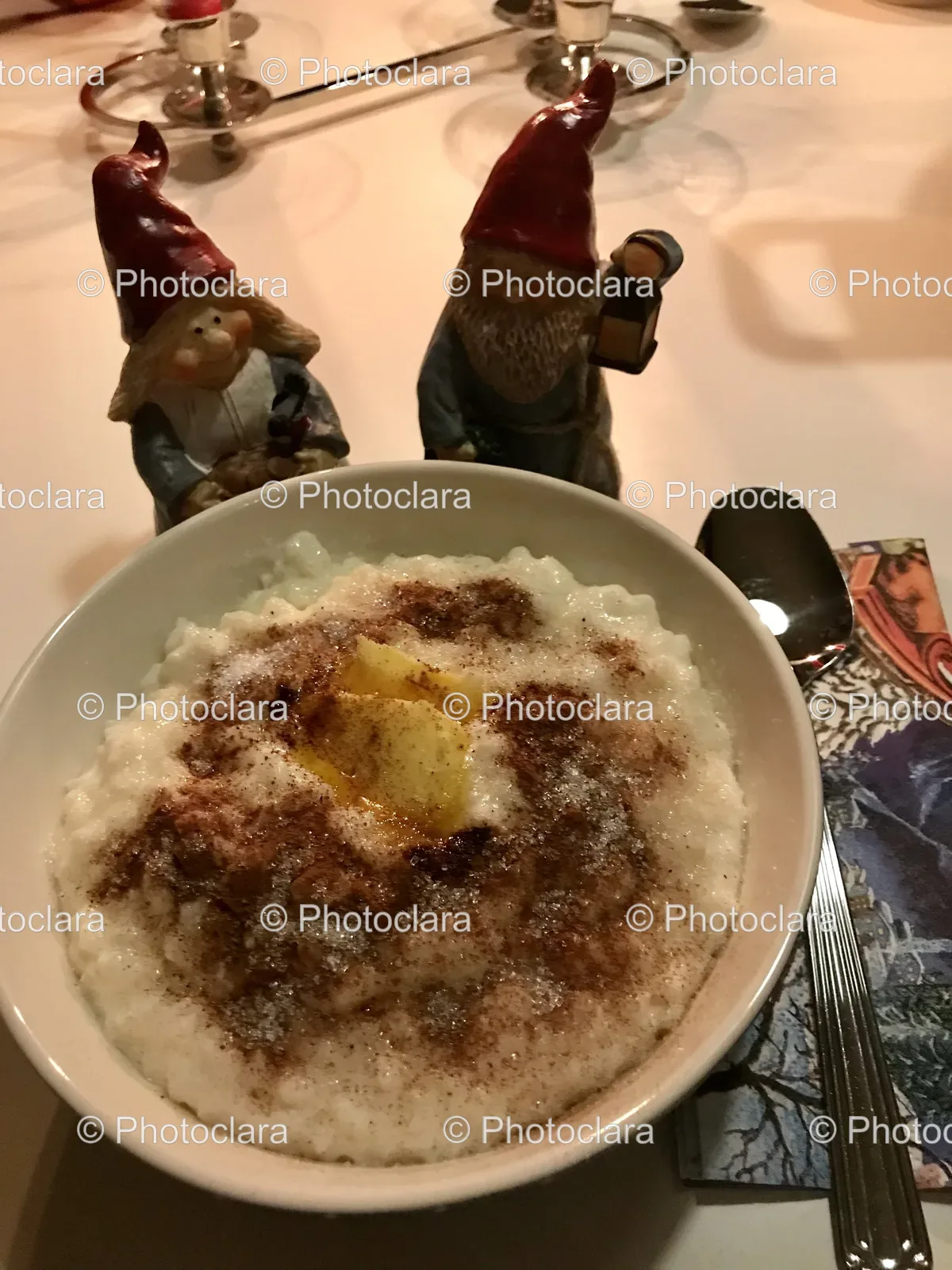Oatmeal-with-Gnomes.jpg