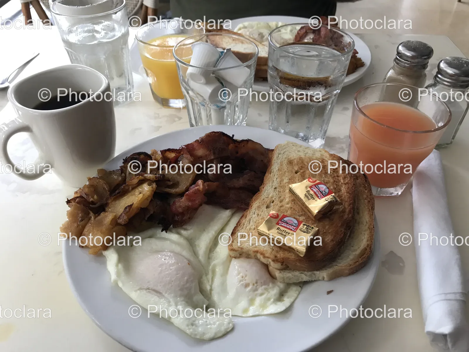 Delightful-Brunch-Spread-With-Coffee-And-Juice.jpg