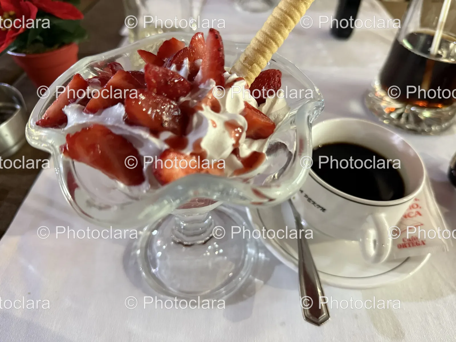 delightful-brunch-strawberries-coffee.jpg
