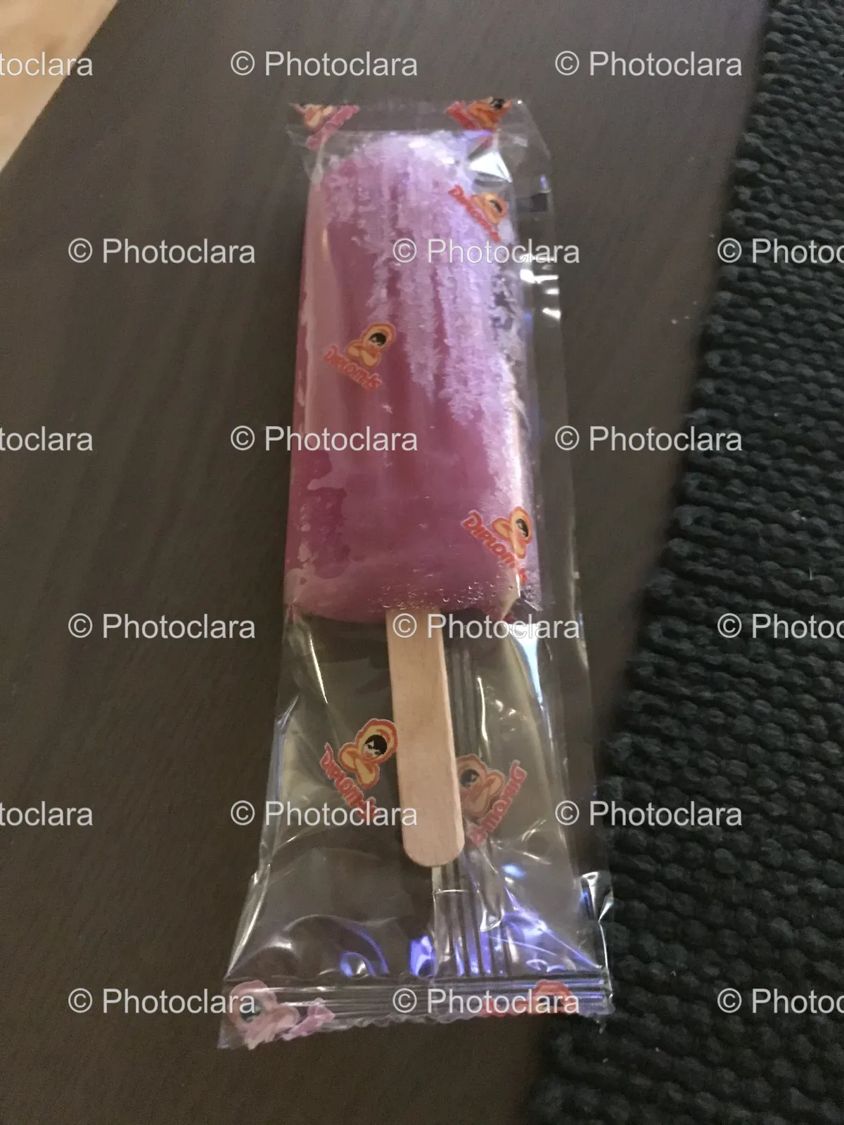 Pink-Popsicle-in-a-Plastic-Bag.jpg
