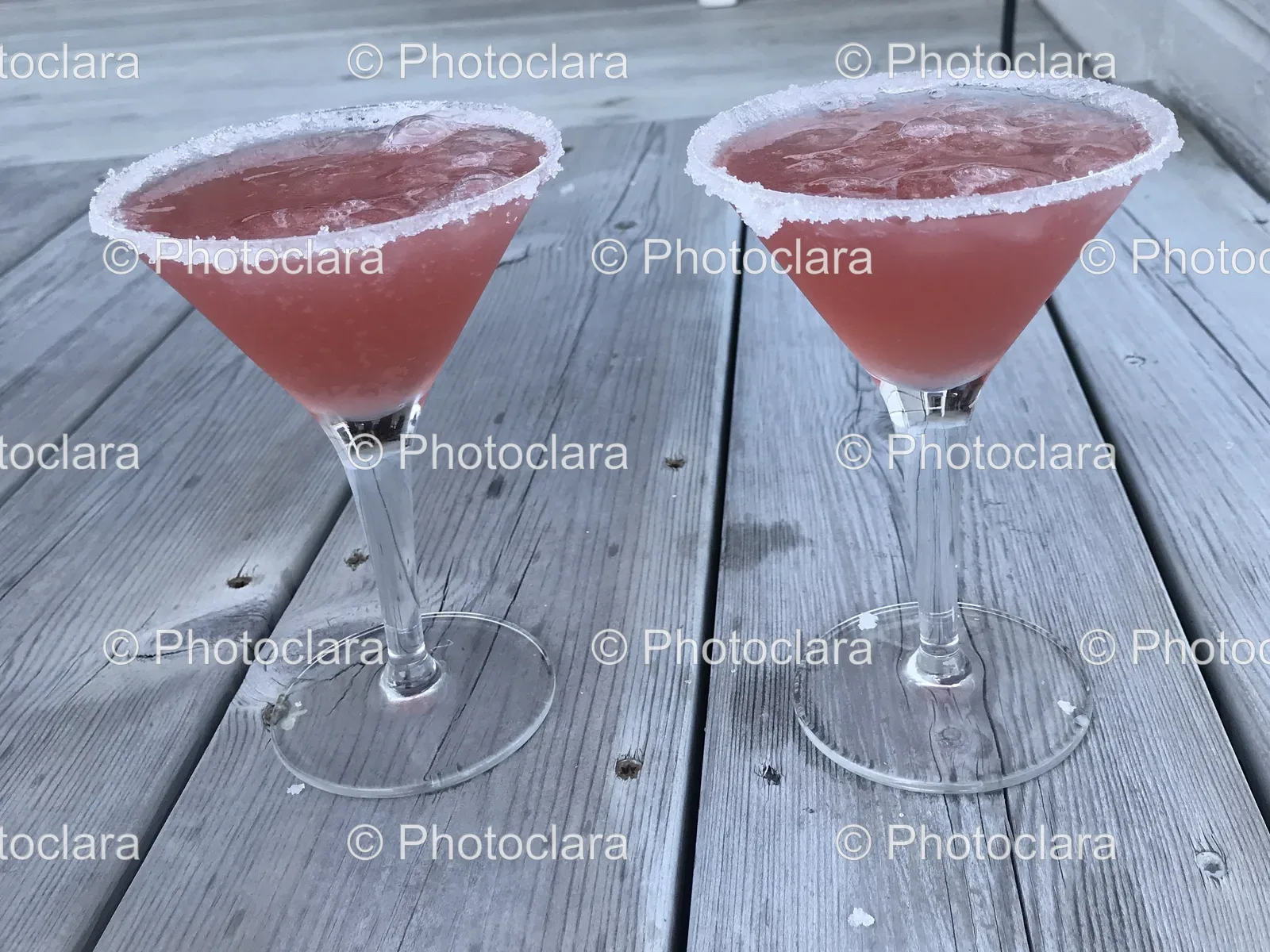 pink-cocktails-on-table.jpg