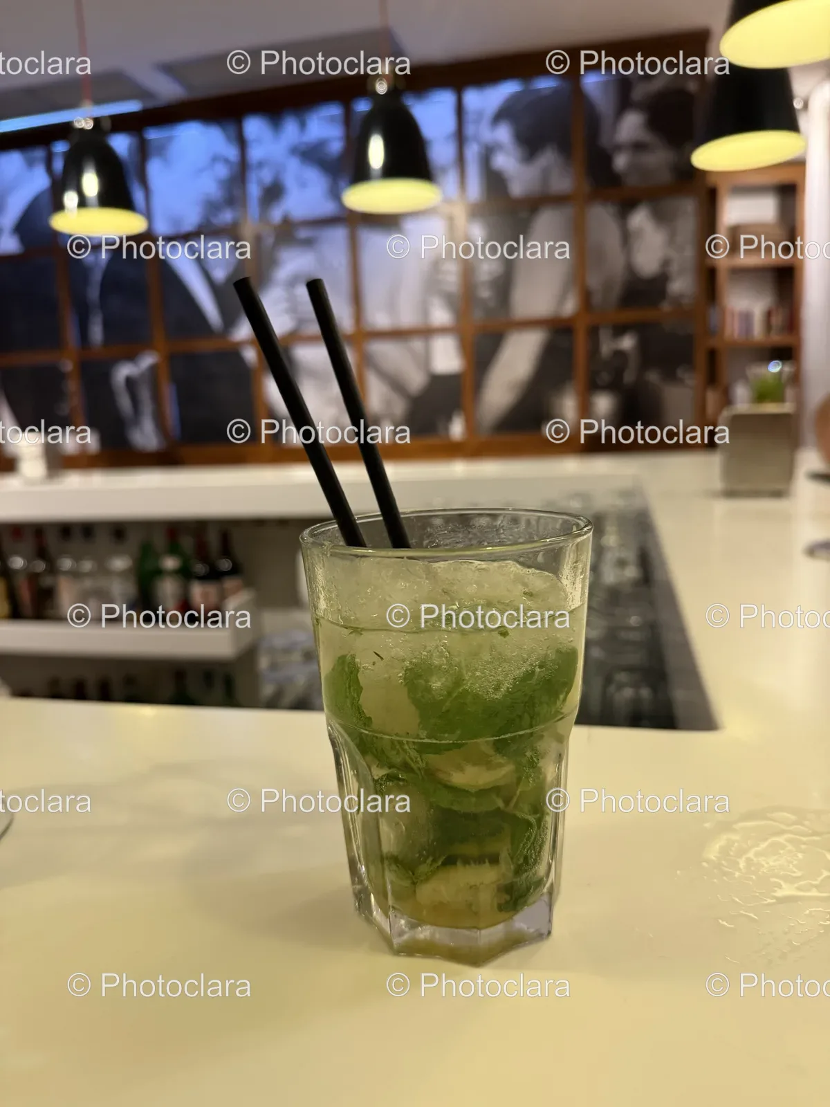 Refreshing-Lime-Cocktail-Bar-Counter.jpg