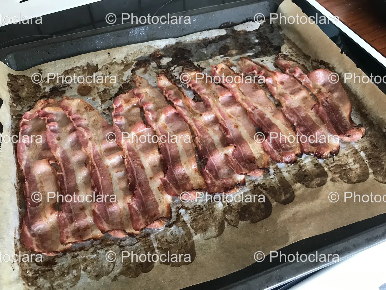 bacon-on-baking-sheet.jpg