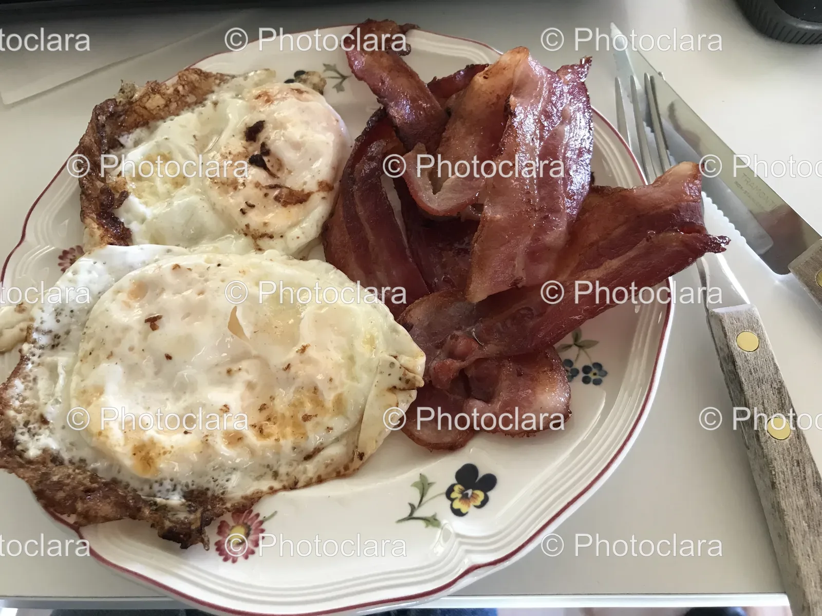 classic-bacon-and-eggs.jpg