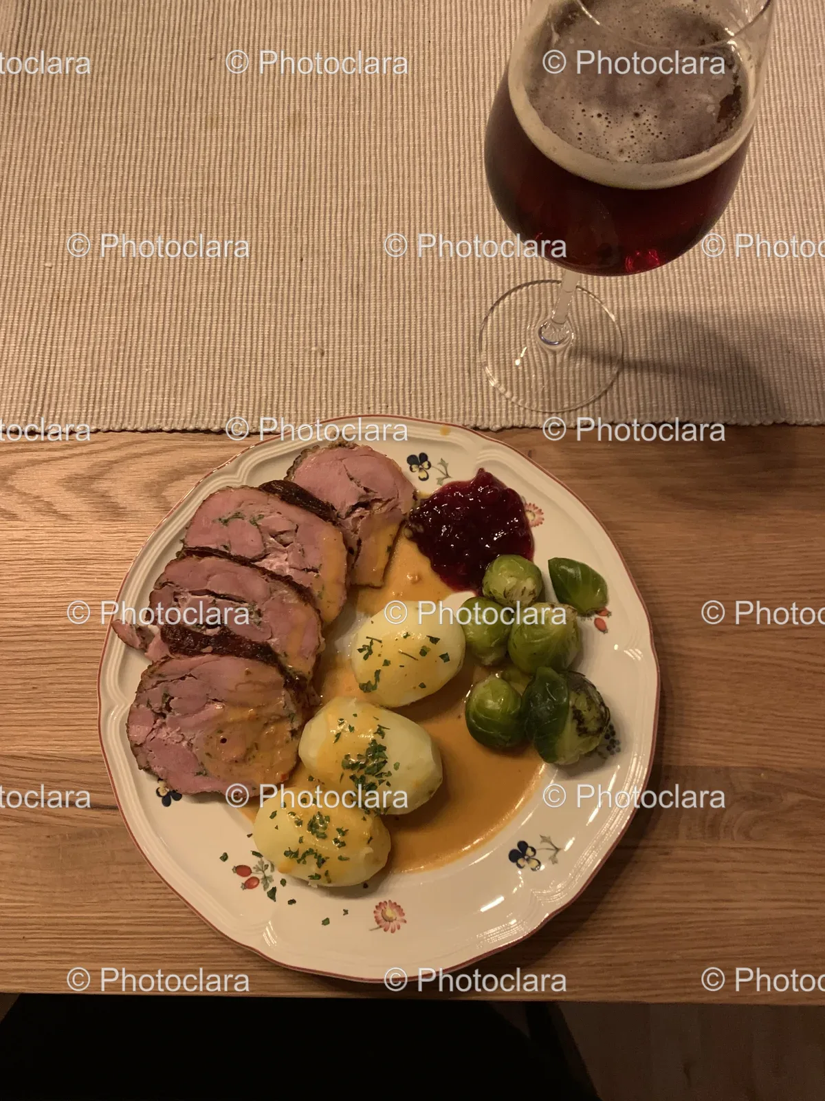 gourmet-plate-with-wine.jpg