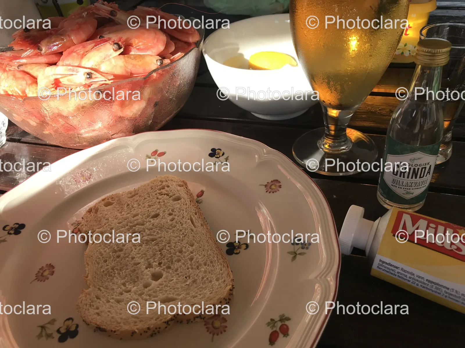 Shrimp-and-Bread-Platter.jpg