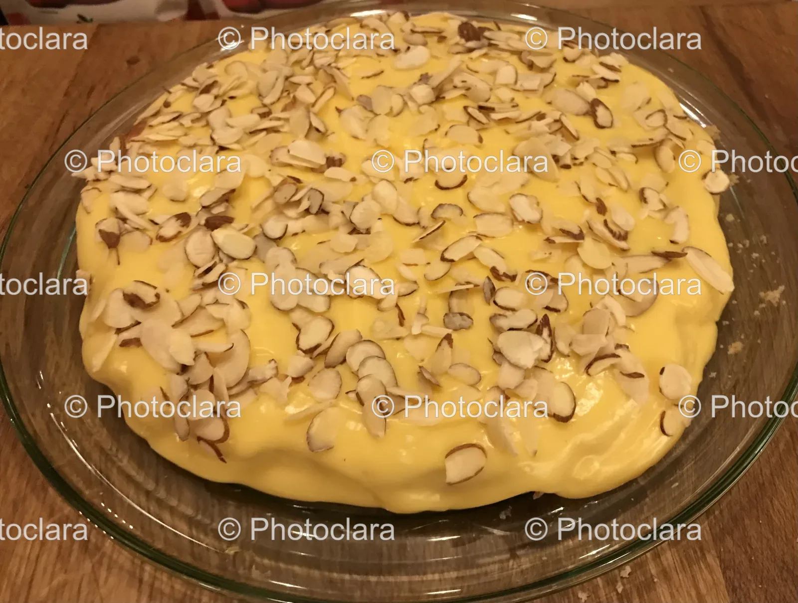 Delectable-Almond-Topped-Dessert.jpg