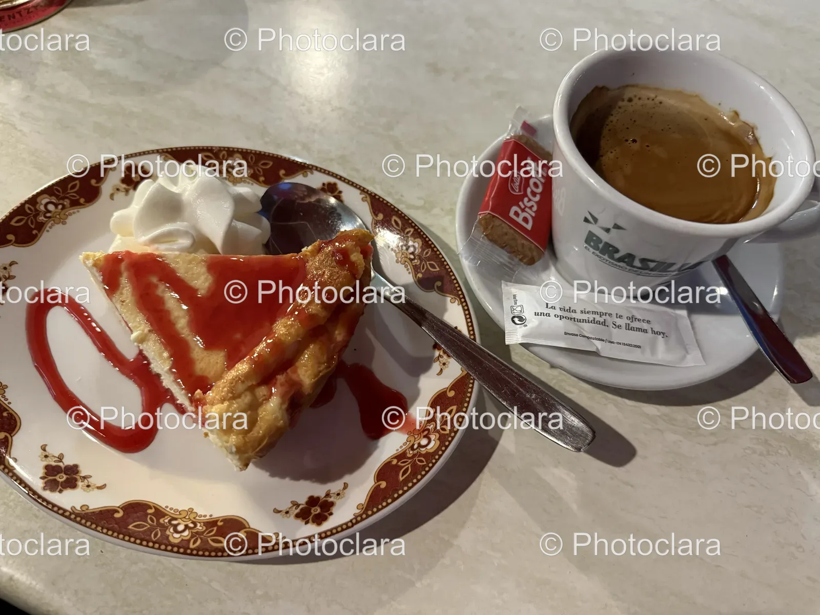 delectable-dessert-steaming-coffee-delight.jpg