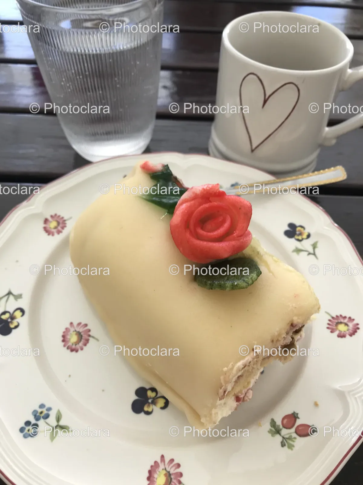 elegant-dessert-on-porcelain-plate.jpg