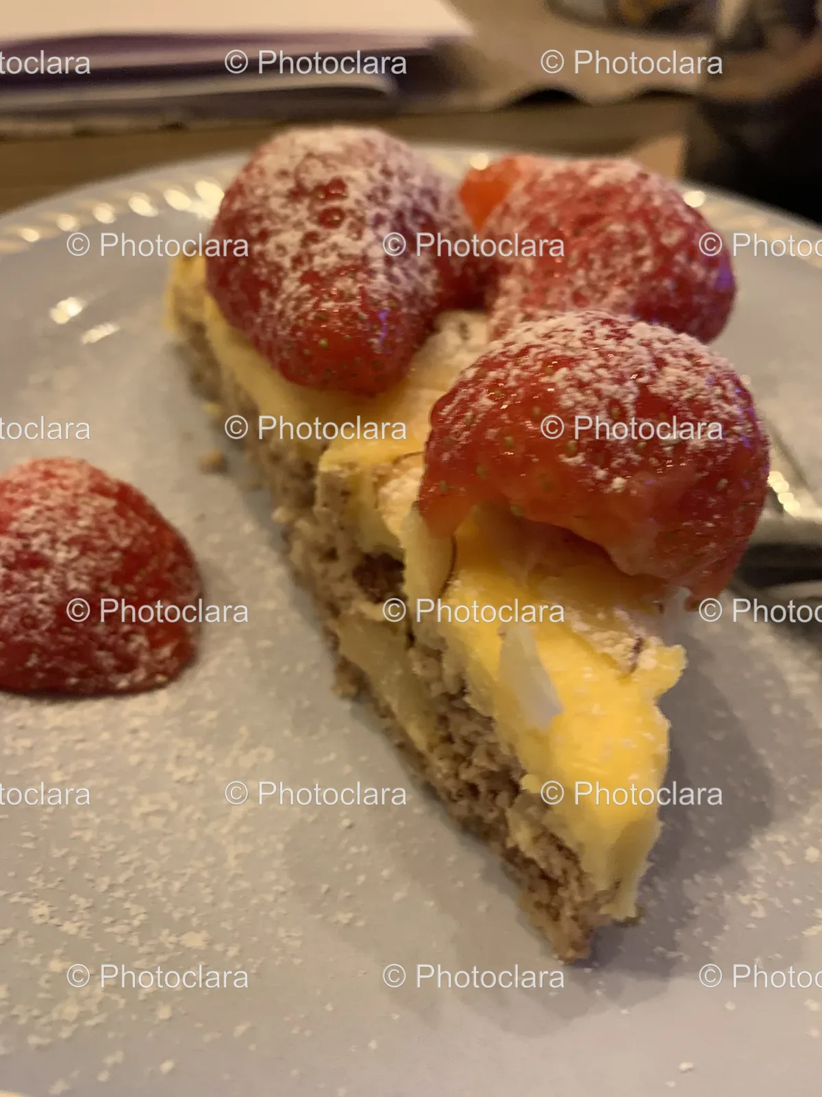 slice-of-cheesecake-with-strawberries.jpg