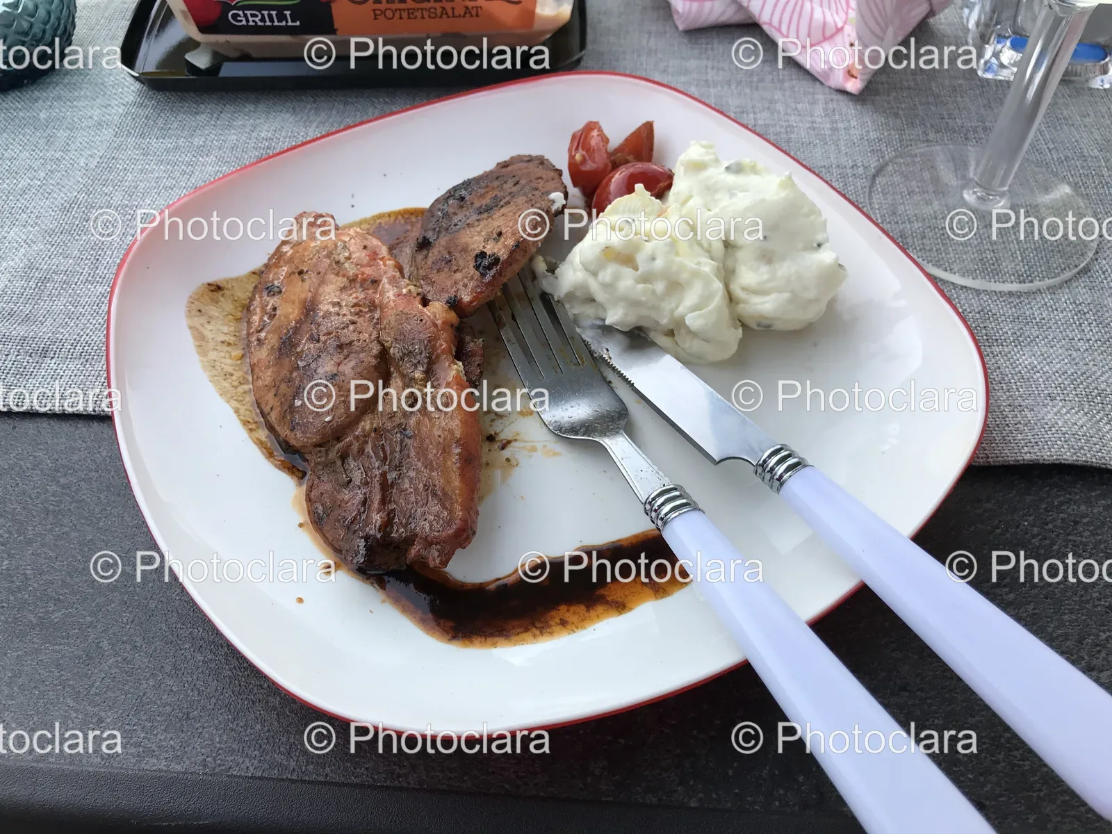 Grilled-Food-Potato-Salad.jpg