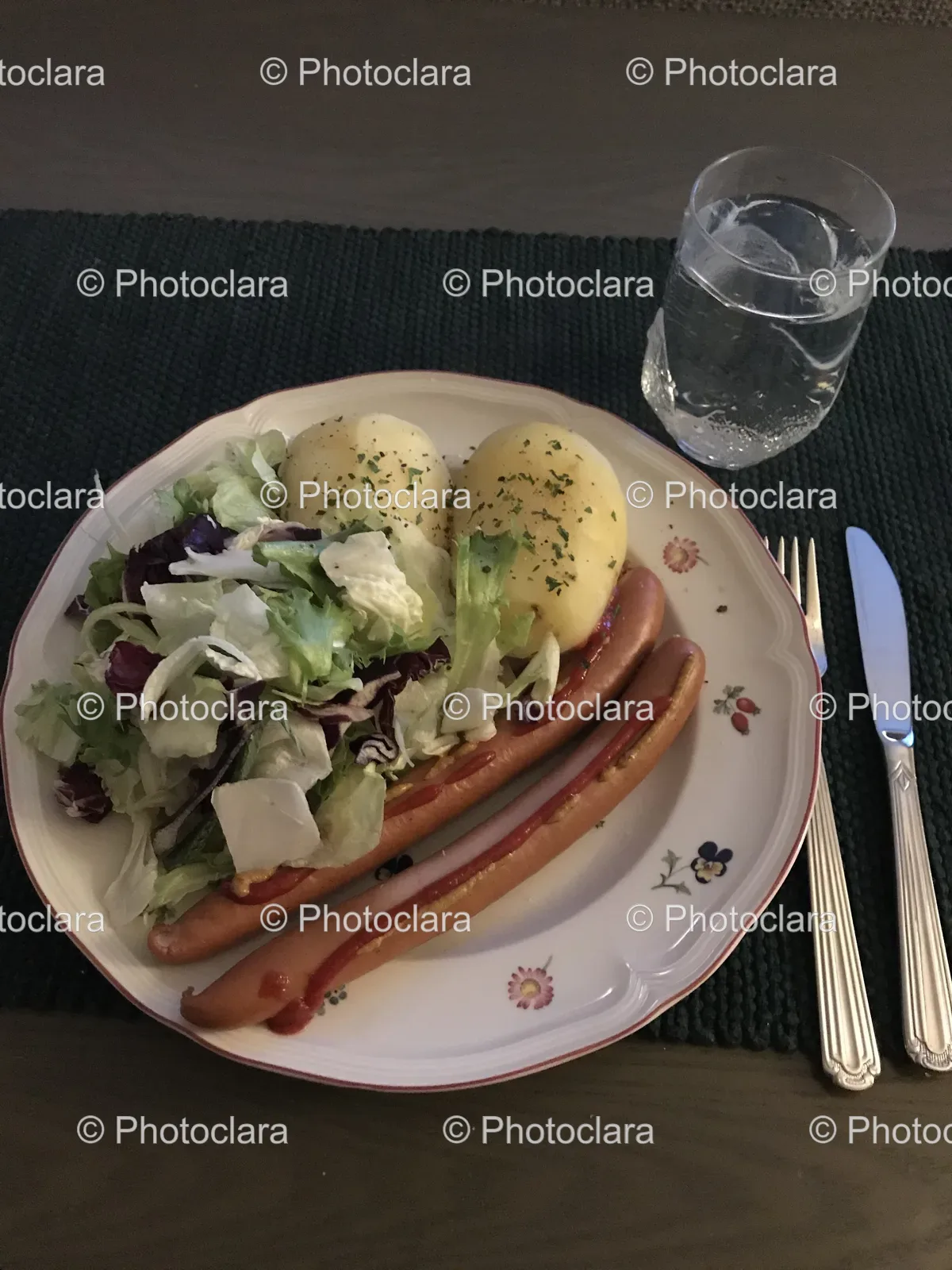 hearty-meal-with-fork-and-knife.jpg