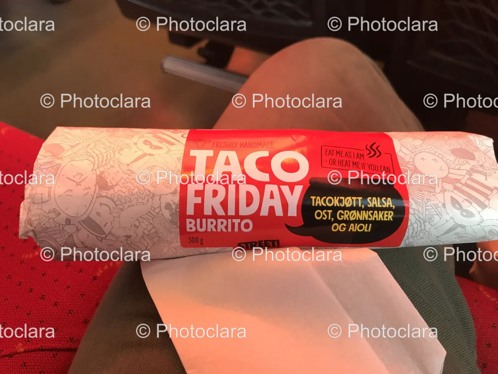 Handmade-Taco-with-Fresh-Ingredients.jpg