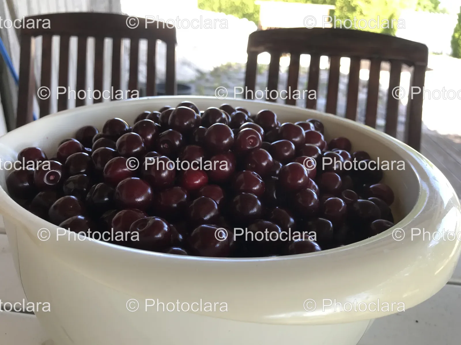 a-bowl-of-cherries.jpg