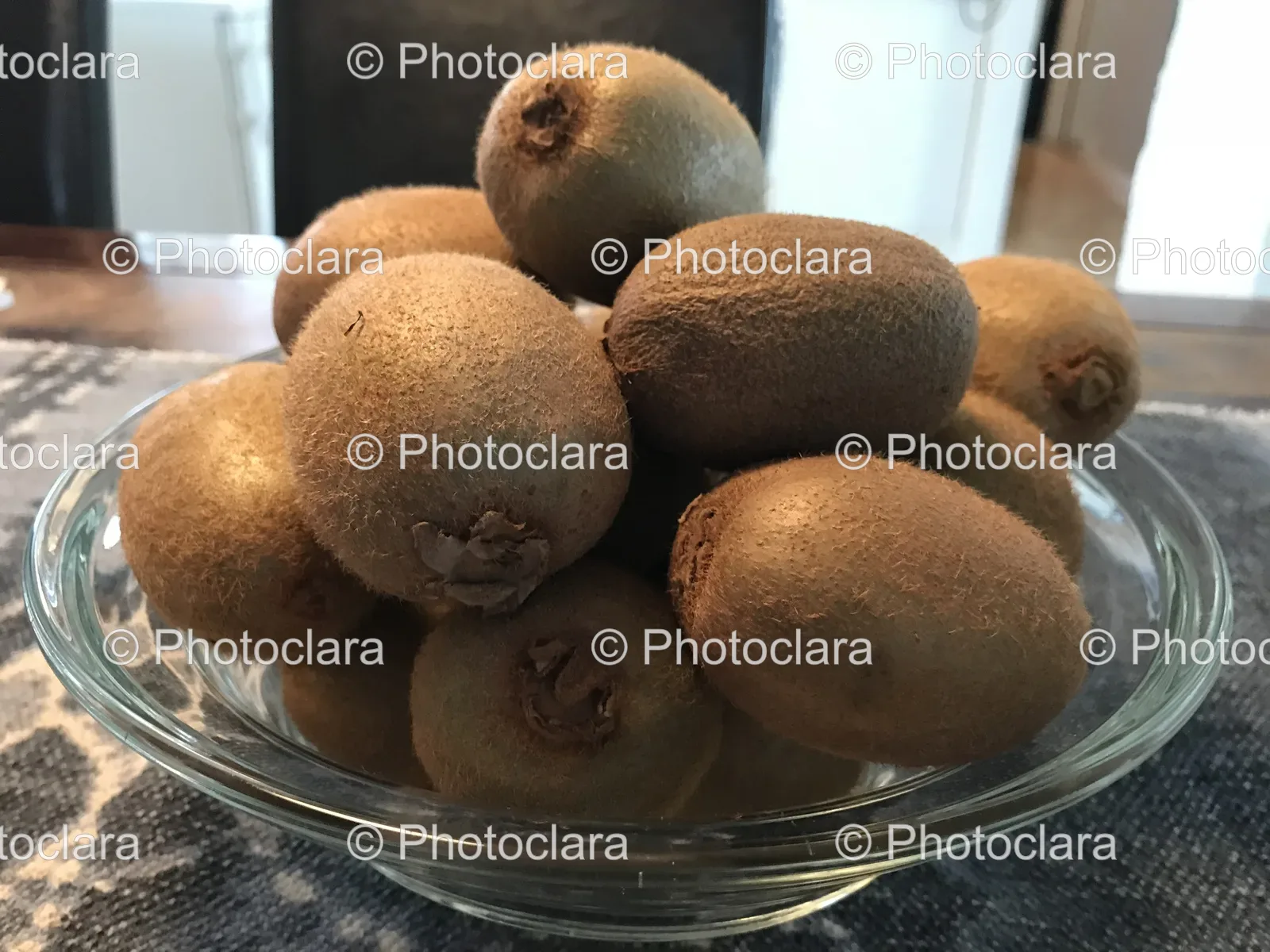 a-bowl-of-kiwis.jpg