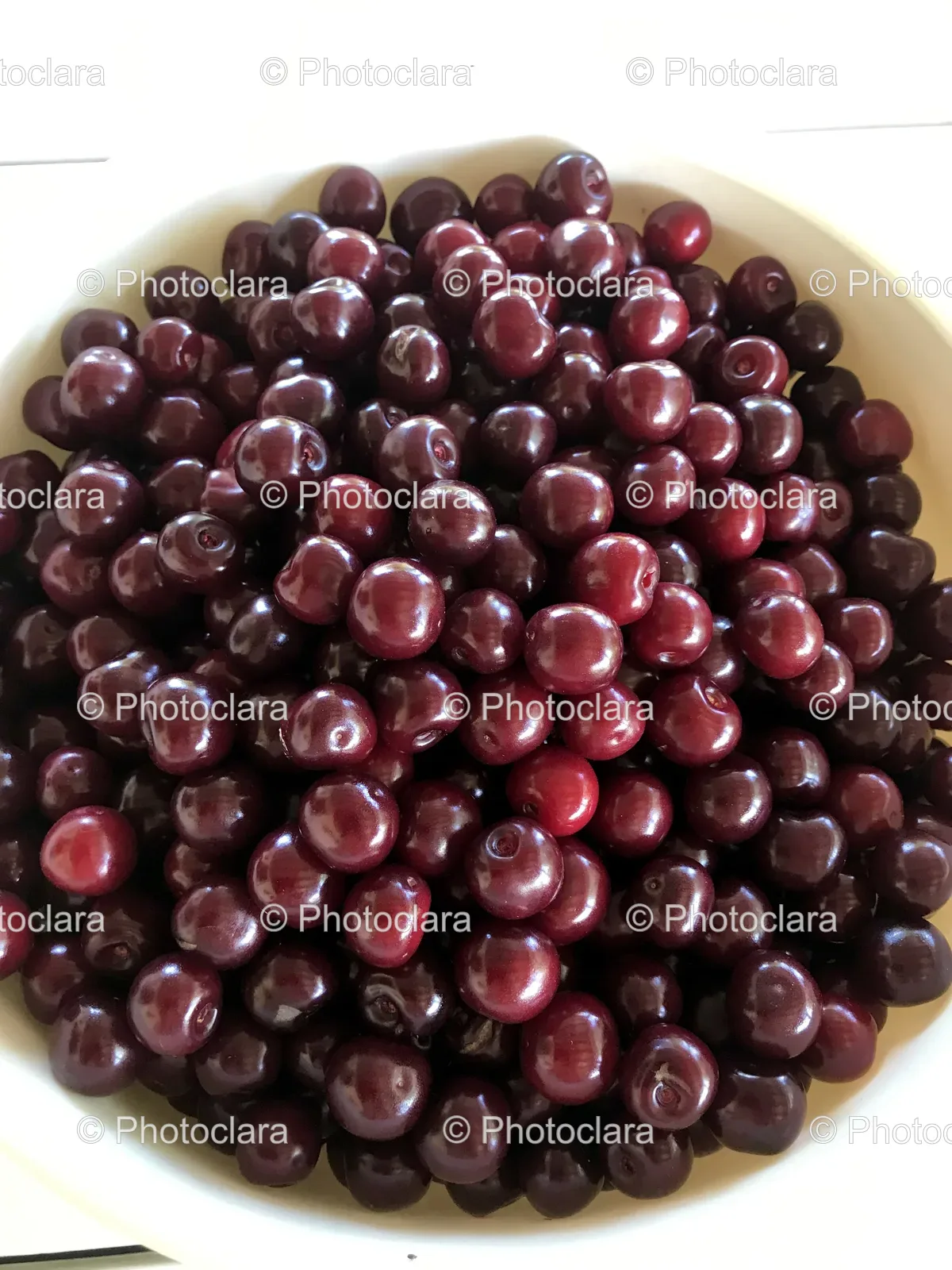 bowl-of-fresh-cherries.jpg