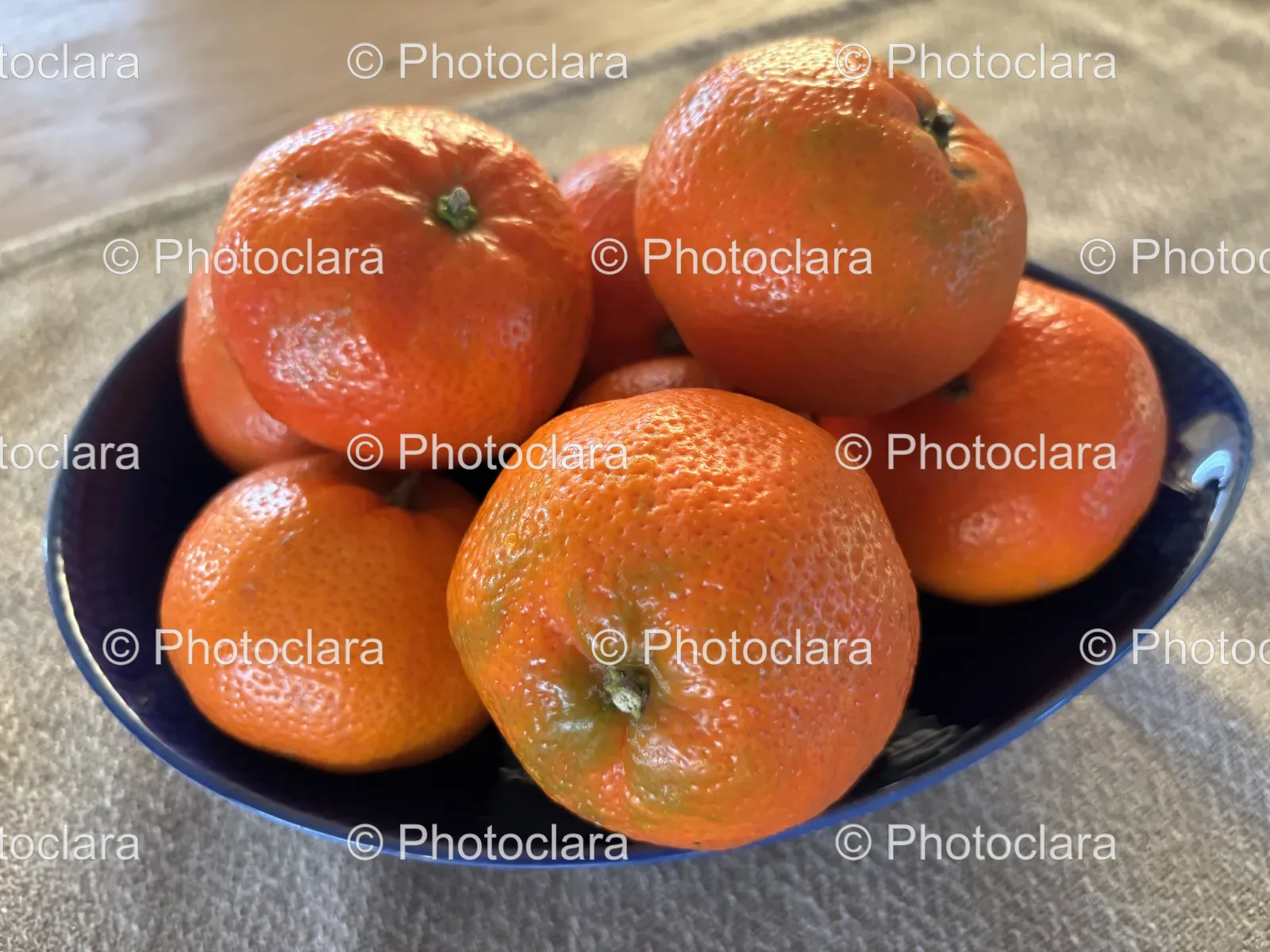 vibrant-bowl-of-oranges.jpg