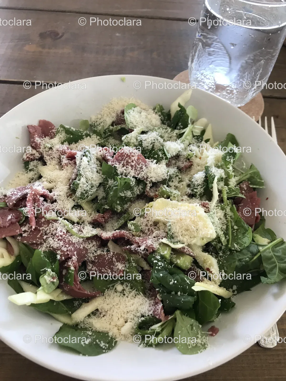 Fresh Spinach and Cheese Salad