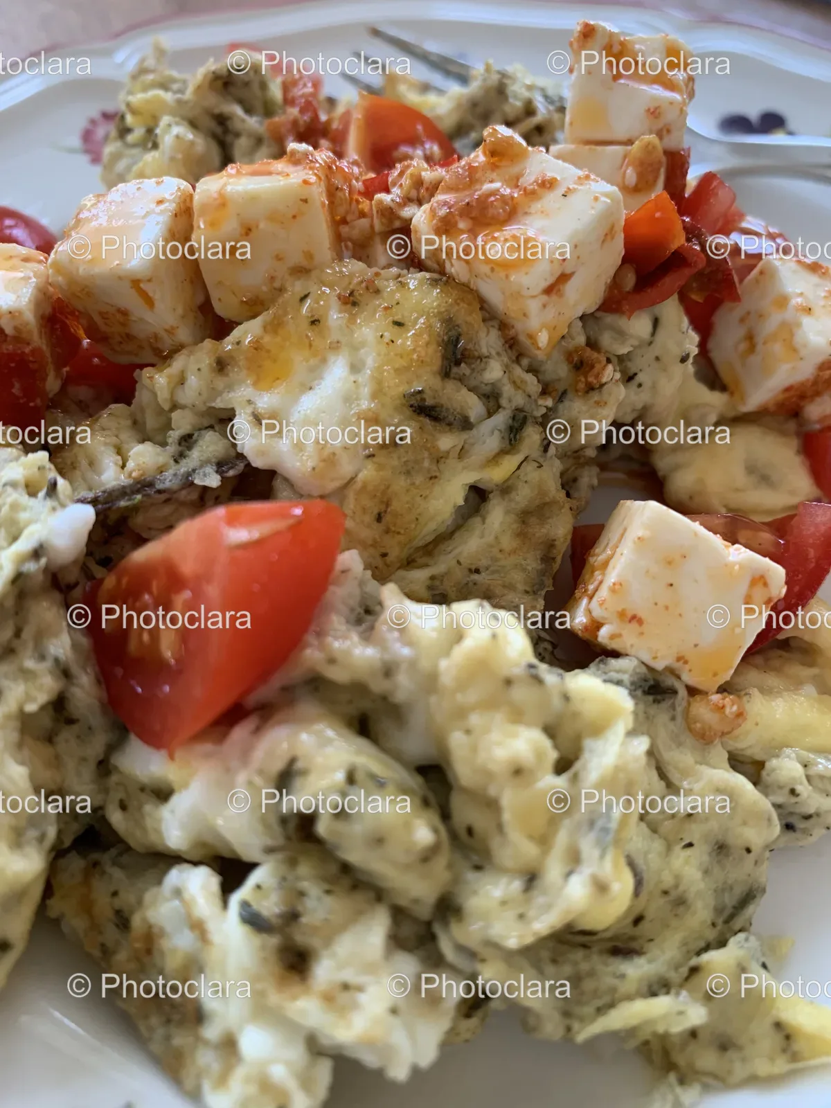 Fresh Tomato and Cheese Plate