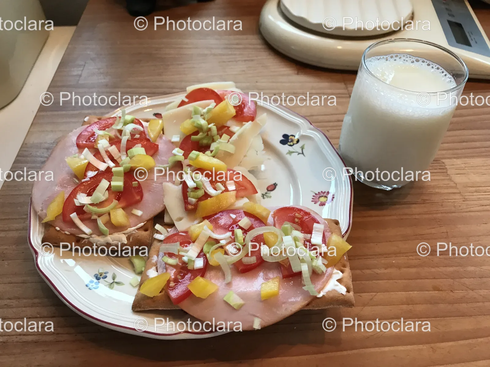 plate-of-food-and-glass-of-milk.jpg