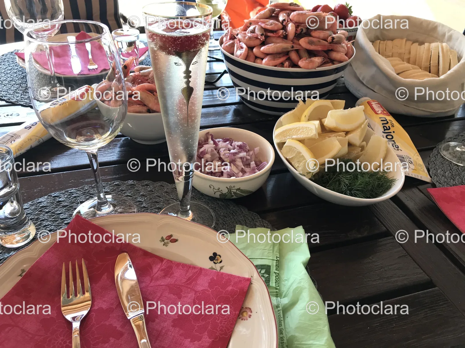 Elegant-Table-with-Food-Presentation.jpg