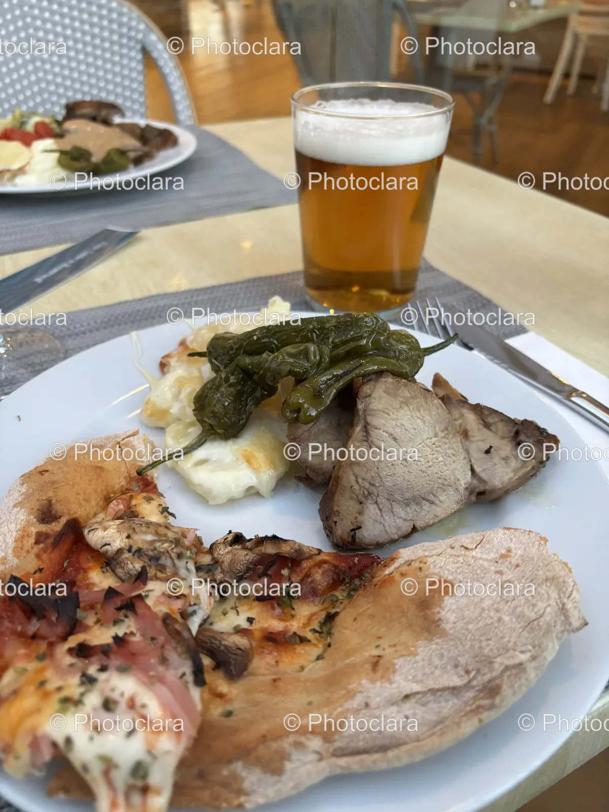 A-Feast-and-a-Pint.jpg