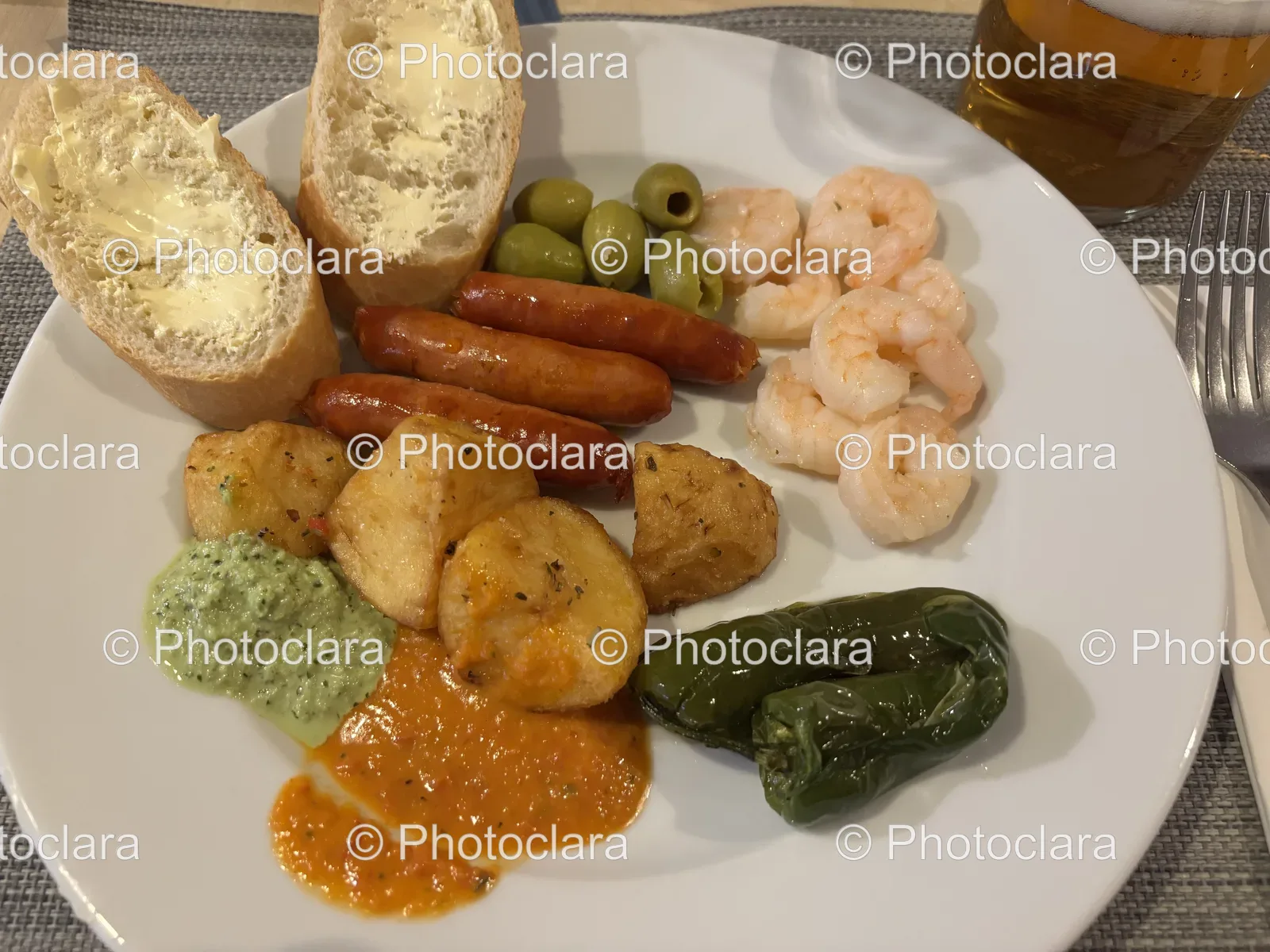 satisfying-meal-with-a-beer-on-the-side.jpg