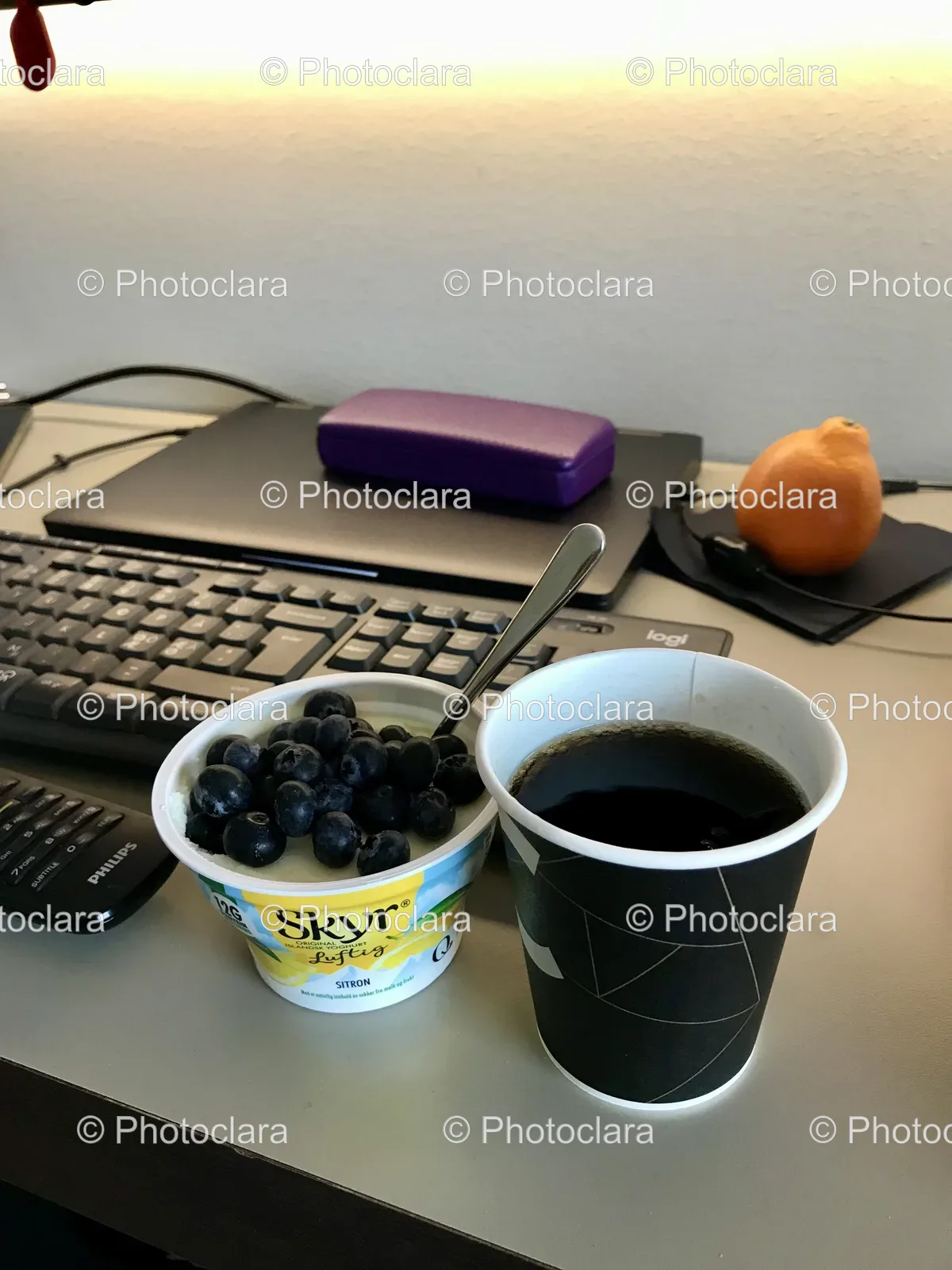 Coffee-and-Fruit-on-a-Desk.jpg