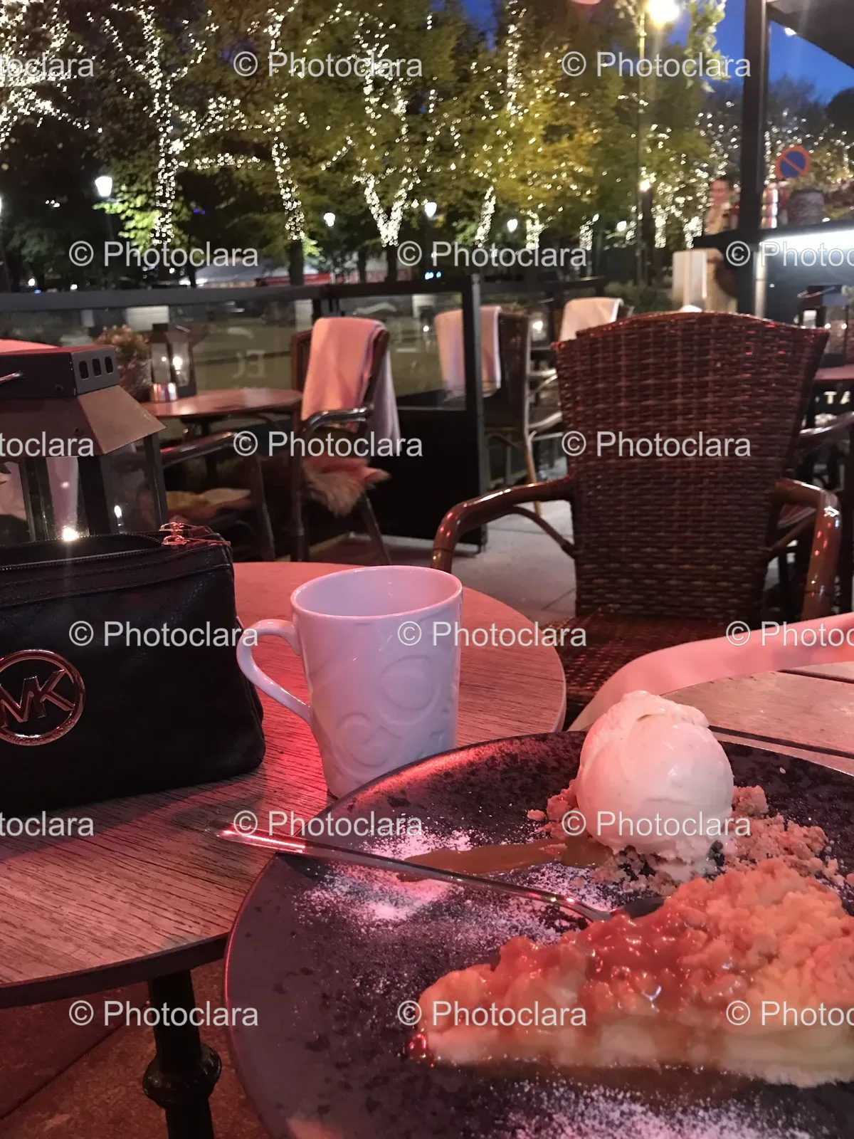 Outdoor-Dining-Food-Coffee-Table.jpg