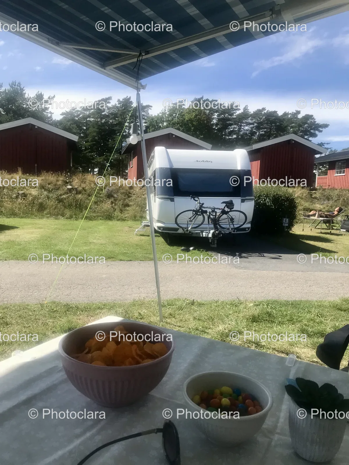 Outdoor-Dining-Camper-Food.jpg