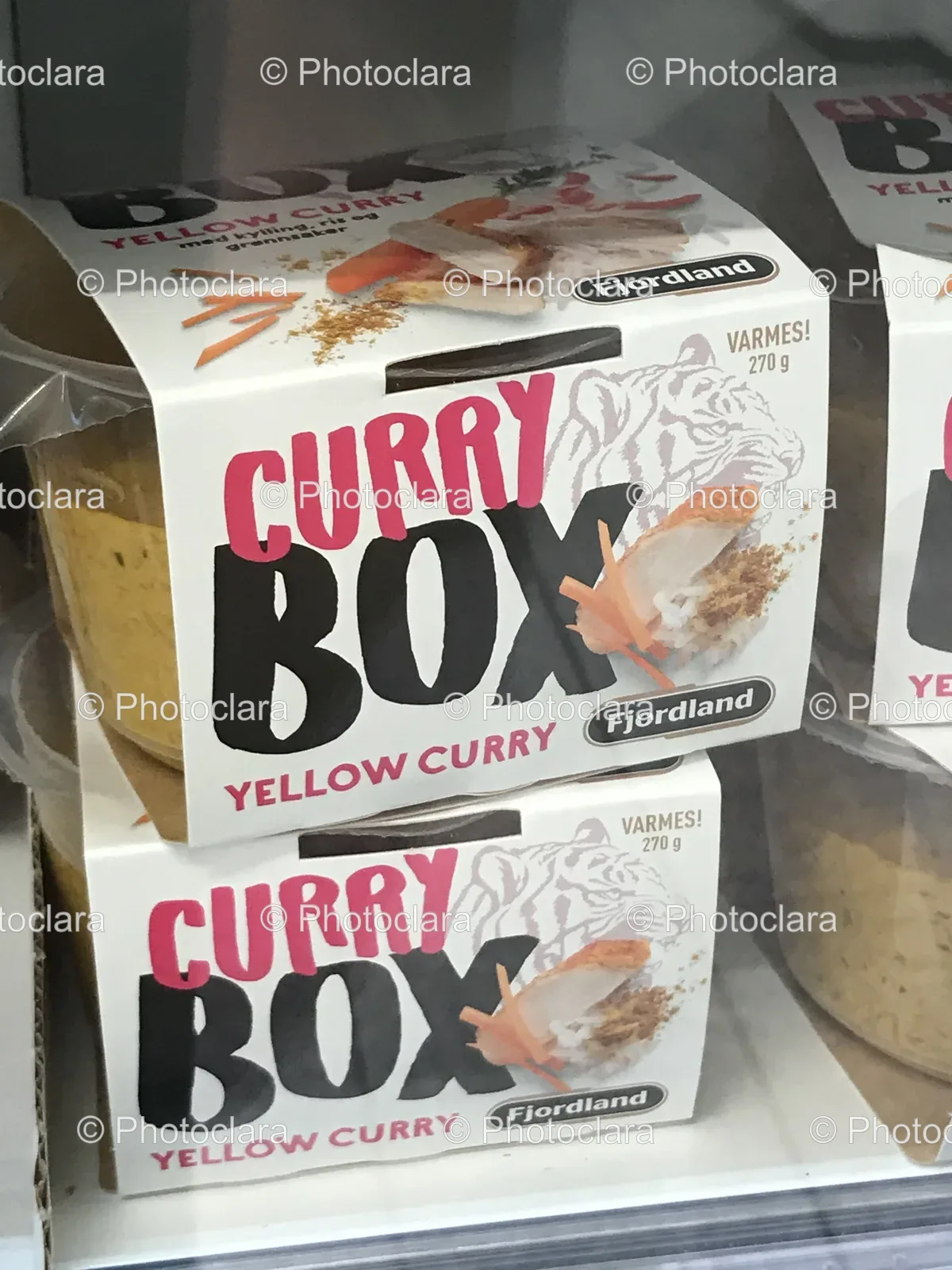 Yellow-Curry-Container-on-Shelf.jpg