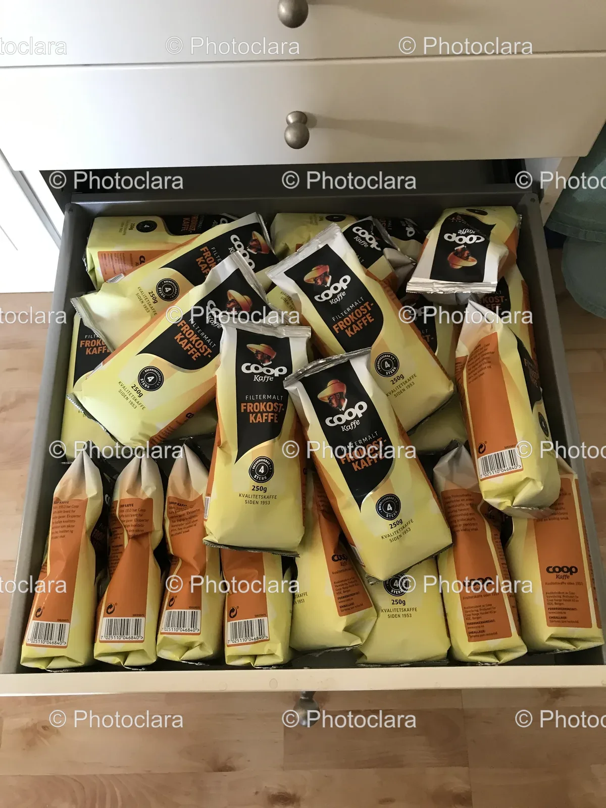 Drawer-Full-of-Food.jpg