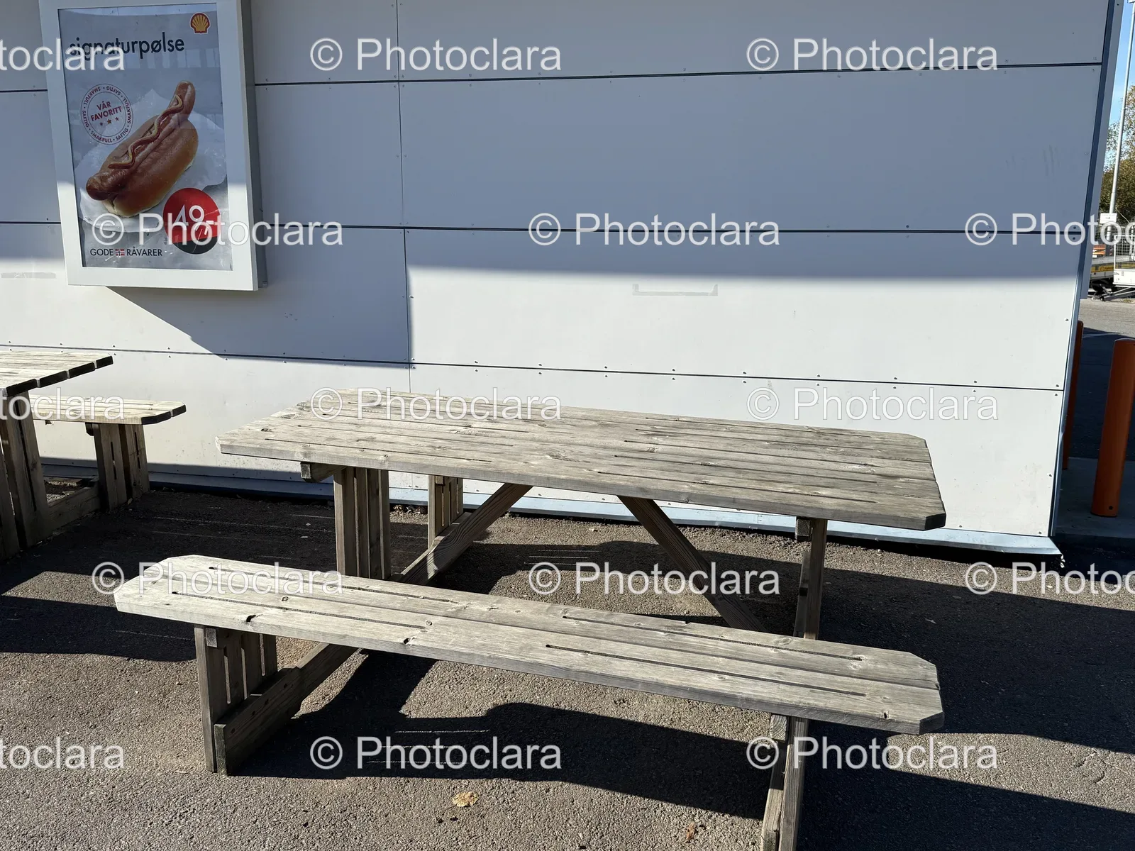 cozy-picnic-table-setup.jpg