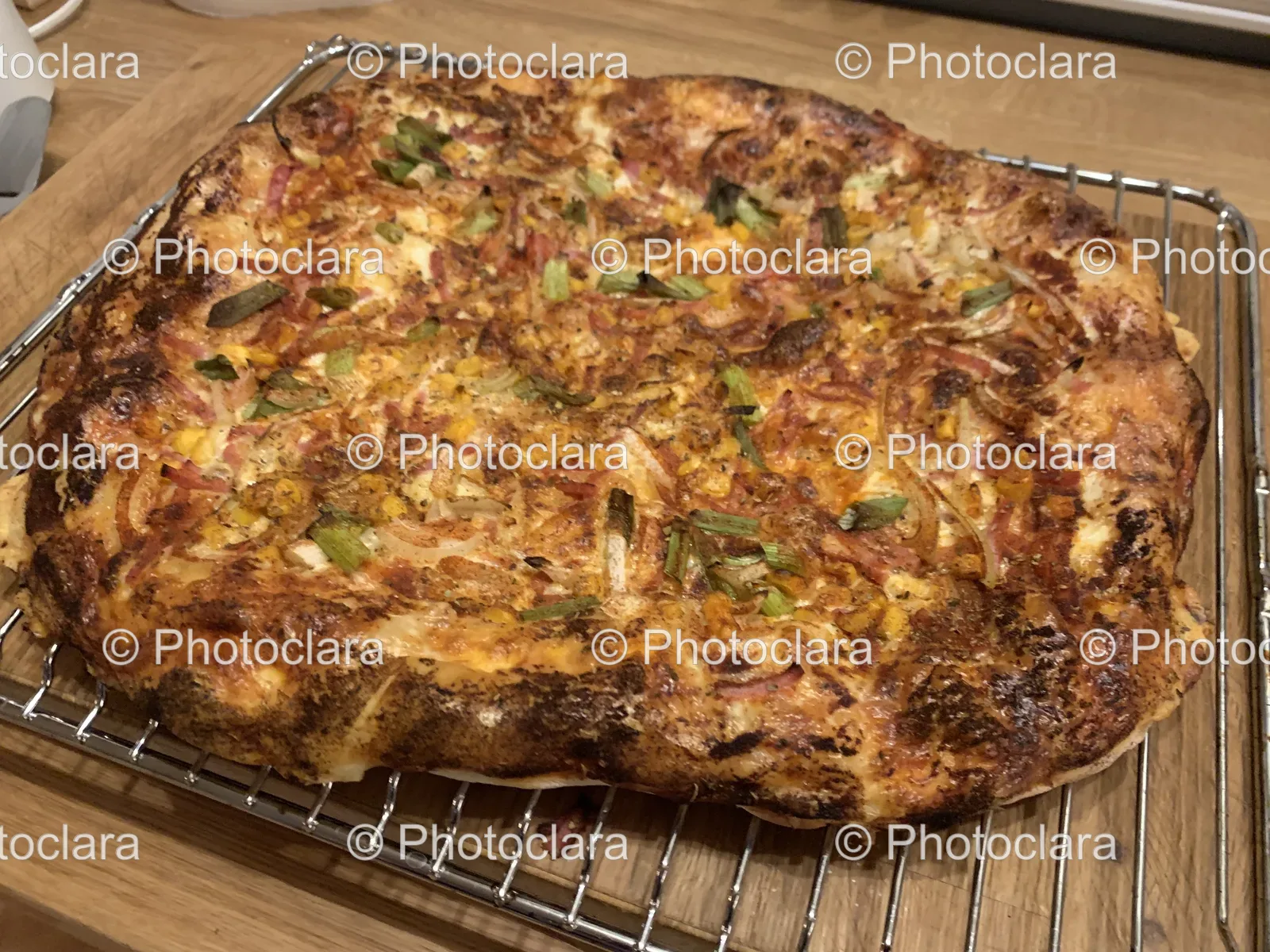 Delicious-Homemade-Pizza-on-Cooling-Rack.jpg