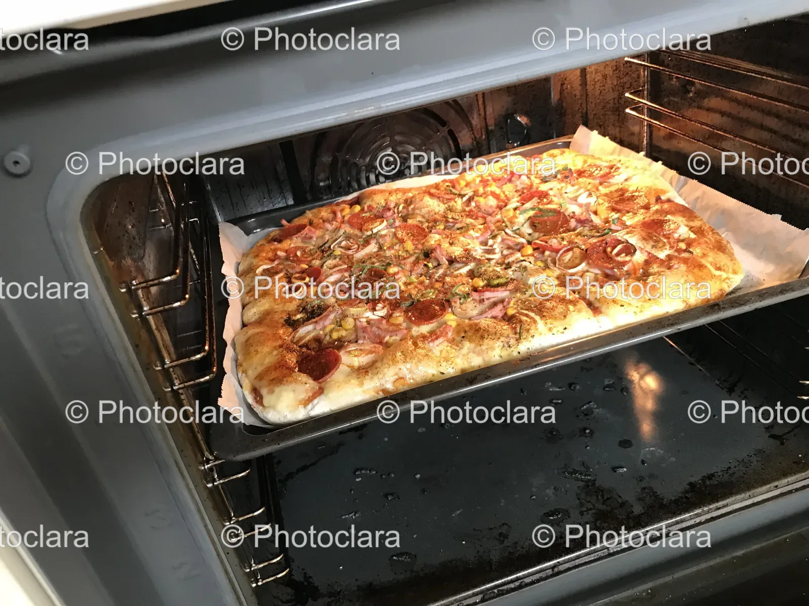 Pizza-Freshly-Baked-in-Oven.jpg