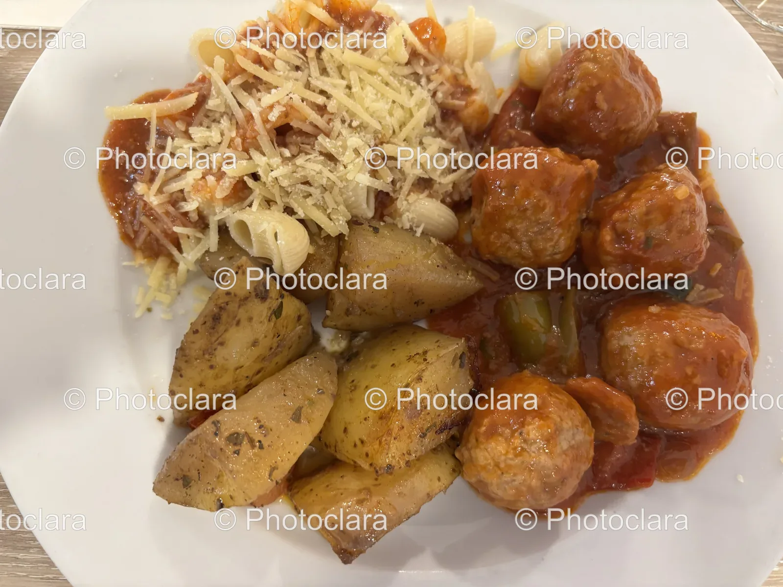 Delicious-Plate-of-Cuisine.jpg