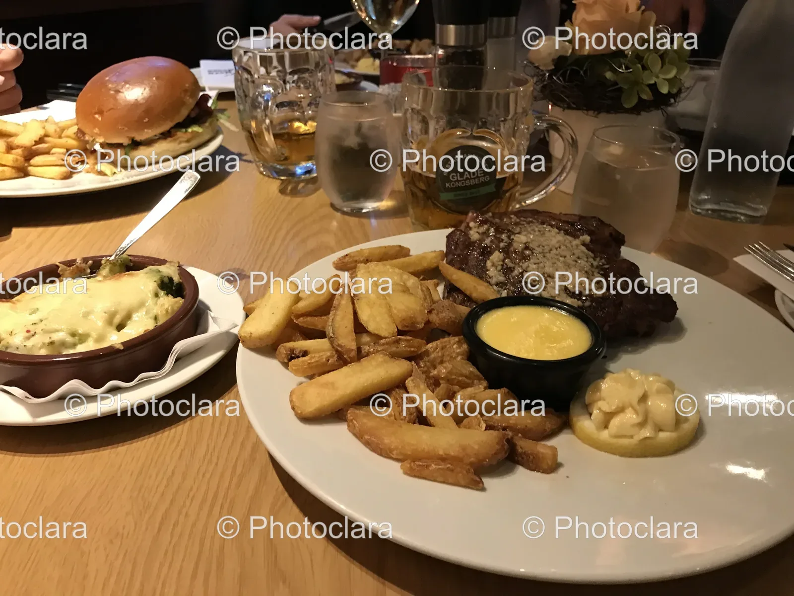 Elegant-Plated-Meal-on-Table.jpg