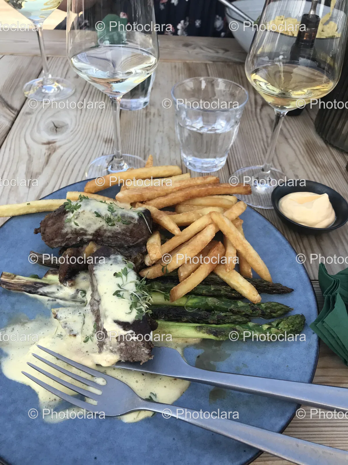 Elegant-Plated-Meal-With-Wine-And-Utensils.jpg