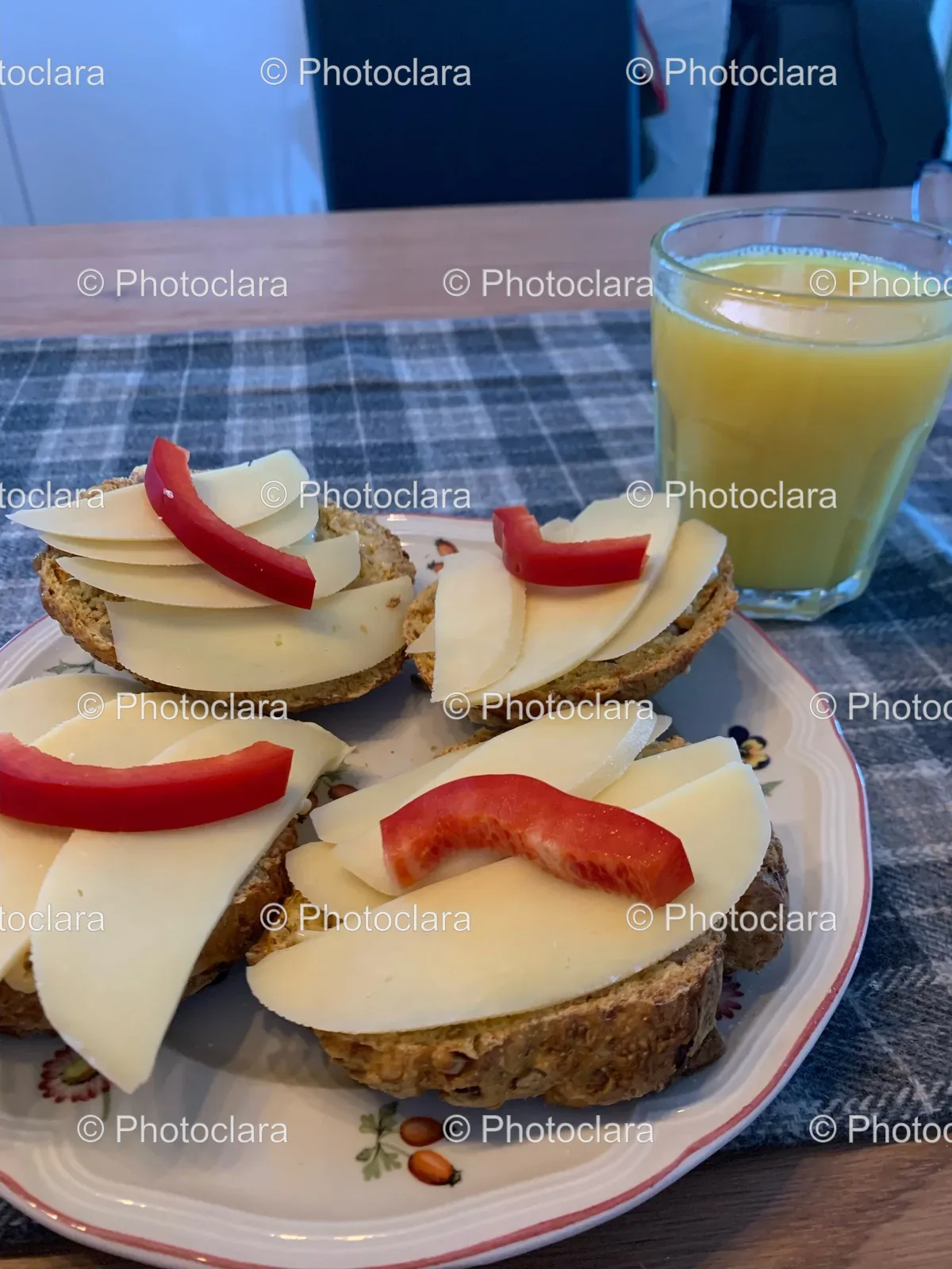 delicious-plated-meal-with-juice.jpg