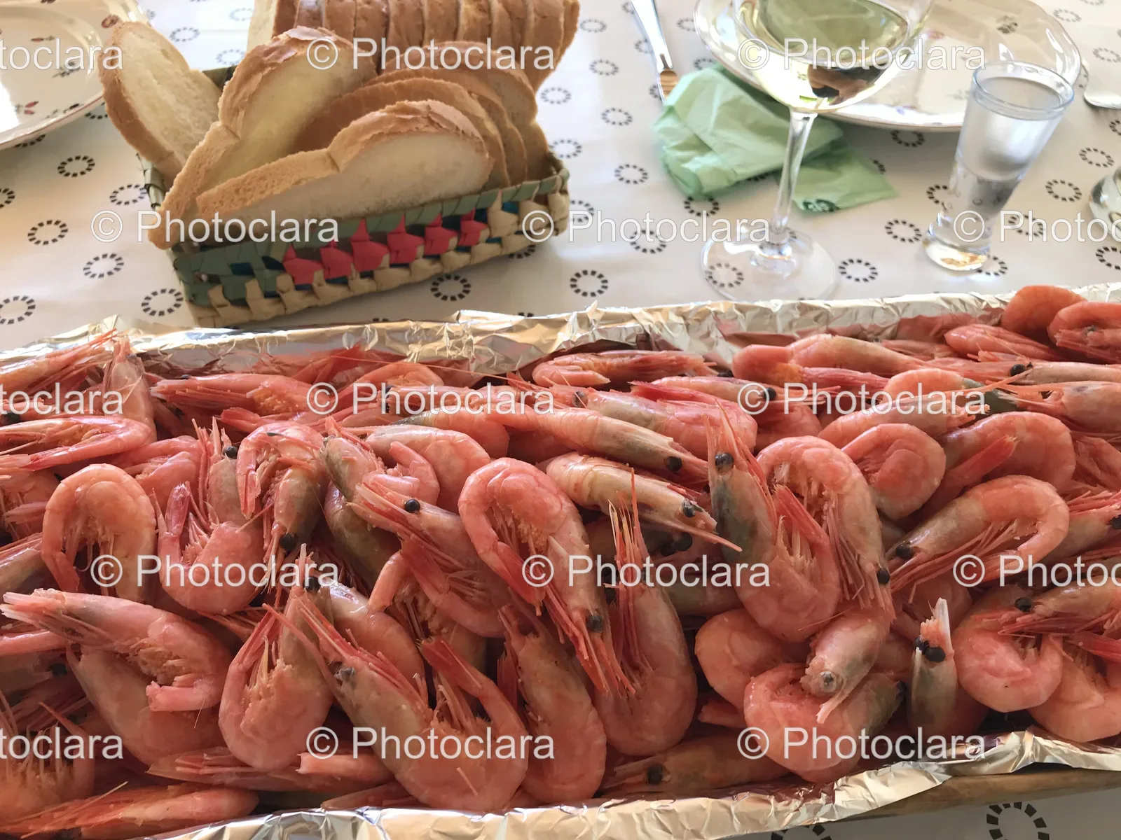 Shrimp-and-Bread-Platter.jpg