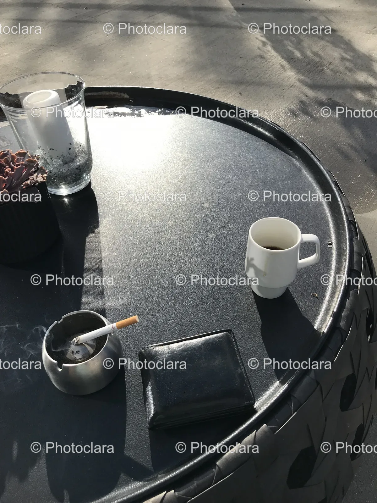casual-outdoor-coffee-with-cigarette.jpg